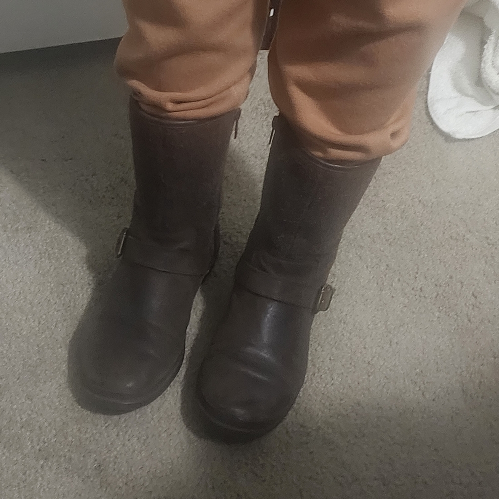 Water proof Uggs